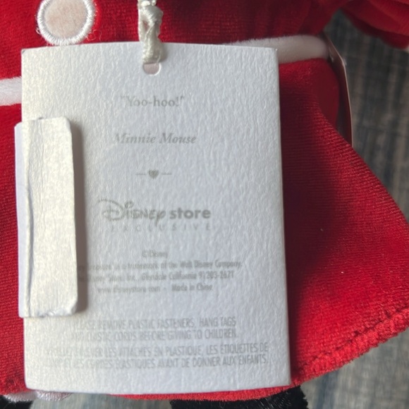 Minnie Mouse Plush - Picture 4 of 5